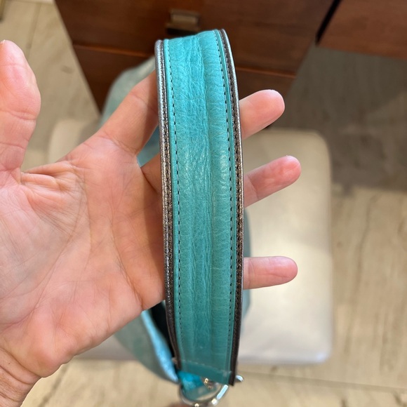 Rough & Tumble Metallic Teal Leather Shoulder Bag - Picture 5 of 9